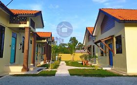 Anjung Ara Suites And Roomstays